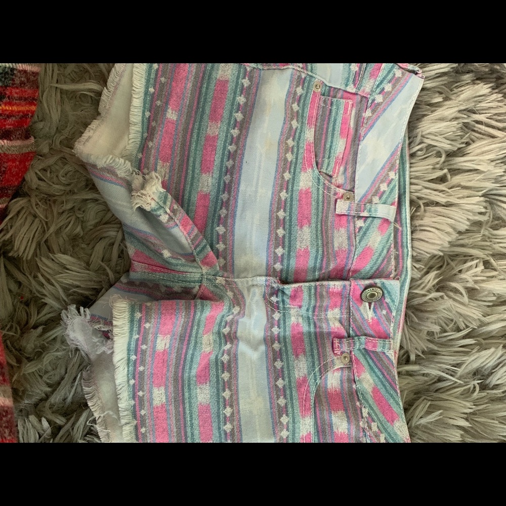 American Eagle Tribal Pattern Shorts - image 5